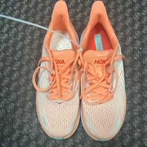 HOKA Women's Clifton 8 Running Shoes